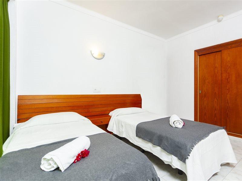 Aparthotel Africamar Can Picafort  Buitenkant foto