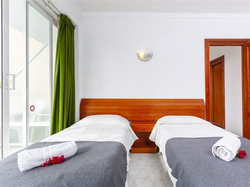 Aparthotel Africamar Can Picafort  Buitenkant foto