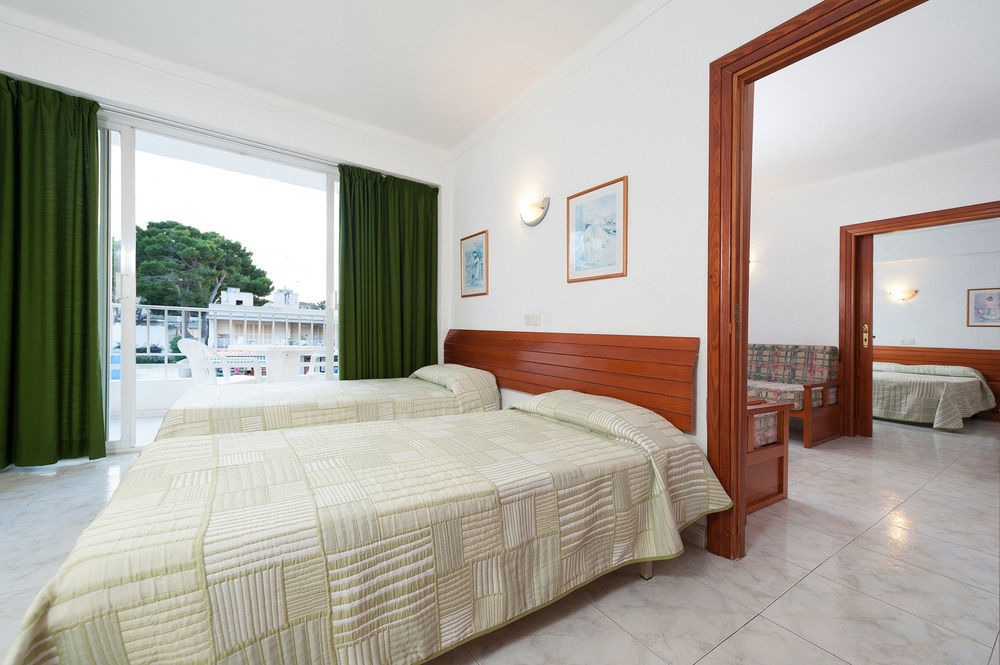 Aparthotel Africamar Can Picafort  Buitenkant foto